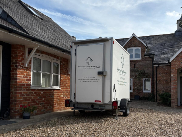 Portsmouth refrigerated trailer hire company